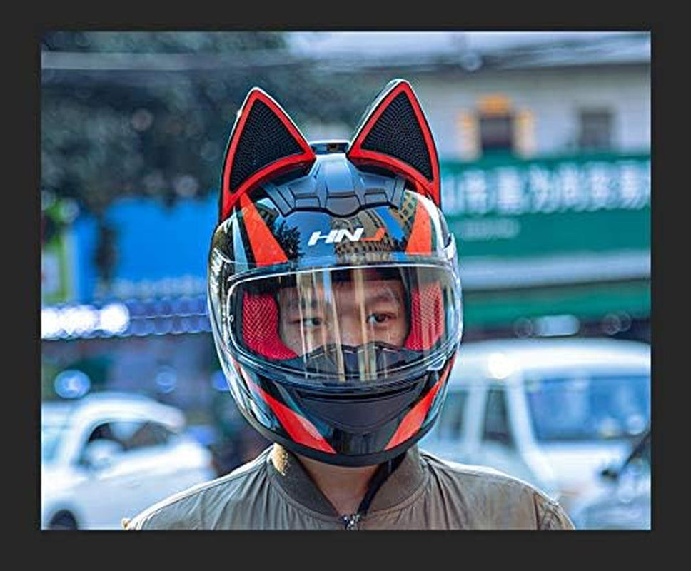 Personalized Cool Cat Ear Electric Motorcycle Helmet Winter Full Helmet Men and Women Racing Shaped Motorcycle Helmet