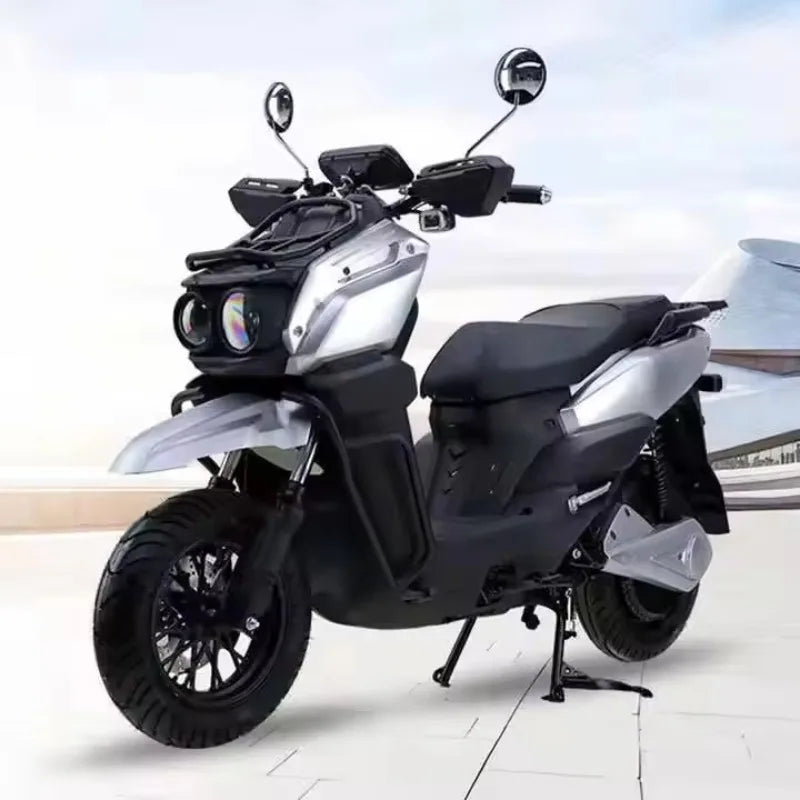 High End 2025 New Electric Scooter Model 2000W Electric Scooters Powerful Adult E Motorcycle